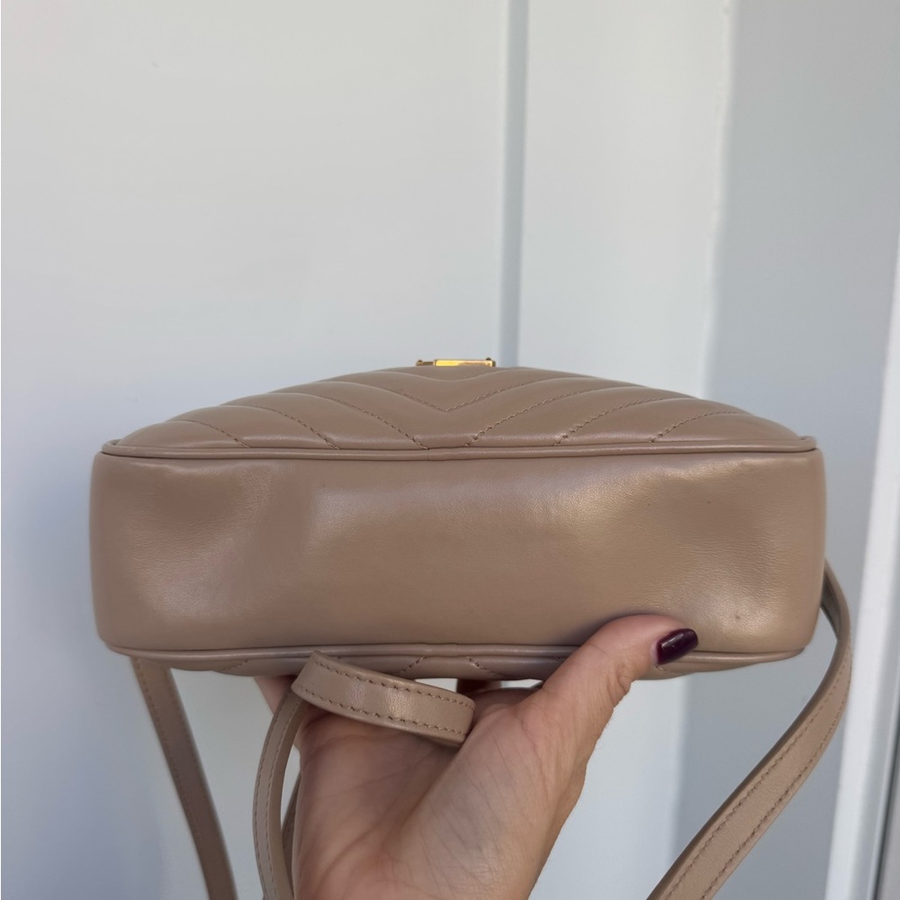 🛑 SOLD 🛑 Saint Laurent Lou Camera Bag – Dark Beige Leather with Tassel - Picture 7 of 13